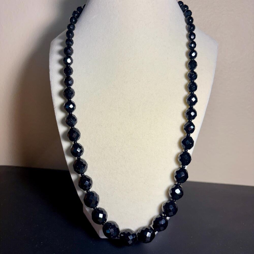 Faceted Black Bead Necklace Retro Statement Jewelry